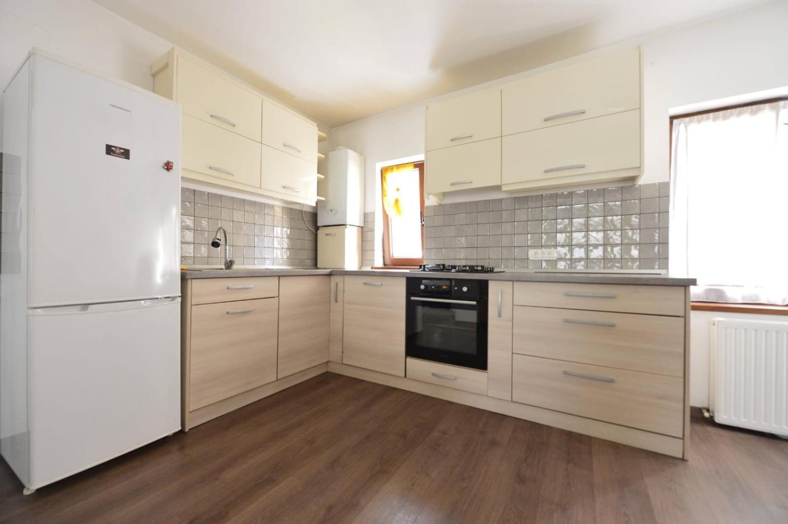 Apartament Astra Bn70 Lejlighed Braşov Eksteriør billede